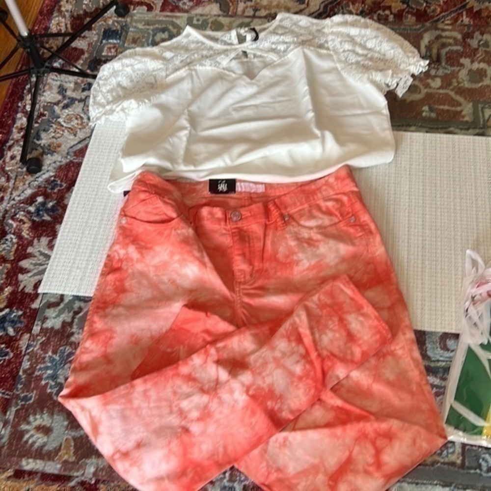 outfit ROCK REPUBLIC jeans SIZE 14 M, brand new and brand new top size XL YOUTH